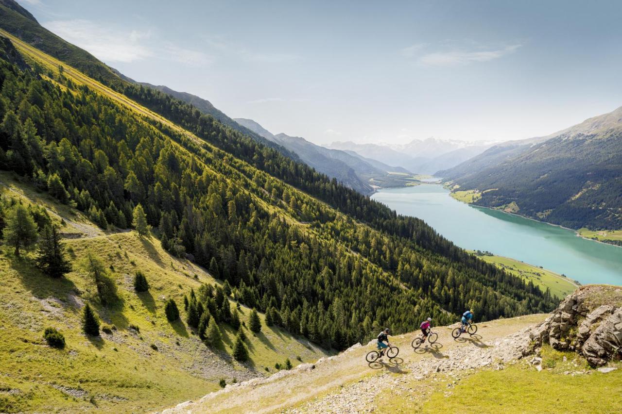Residence Garni Alpenstern เรเซีย ภายนอก รูปภาพ